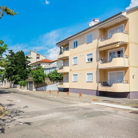 Renato By Interhome Apartman Novi Vinodolski